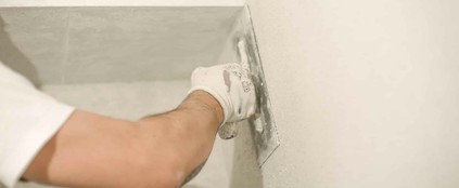 Στοκάρισμα ενός Τοίχου με Υγρασία