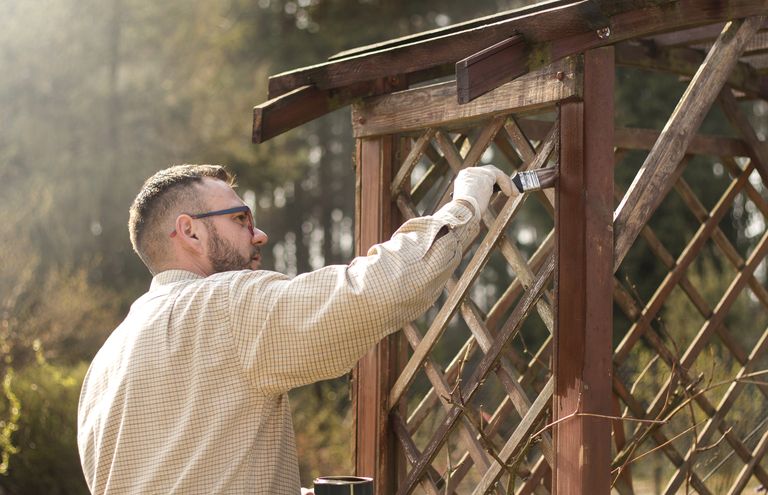 Expert Pergola Fitters