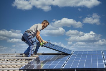 Solar Panels Installation & Service